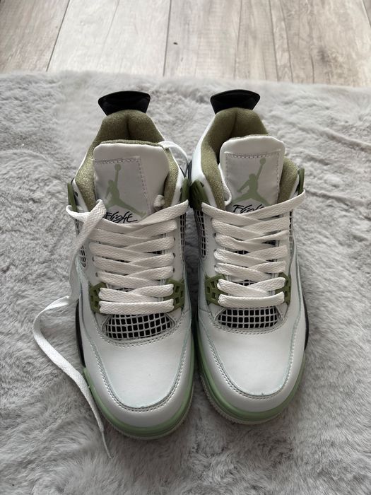 Vand Jordan4 alb-vede