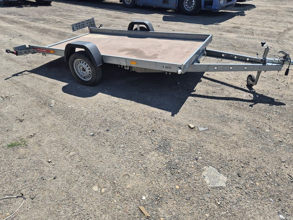 Remorca platforma 750