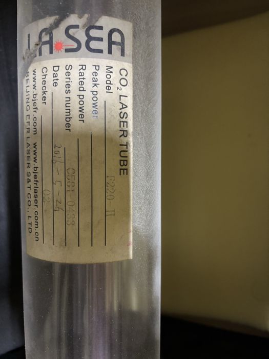 CO₂ Laser Tube 1600W – Ishlatilmagan Industrial 16mm