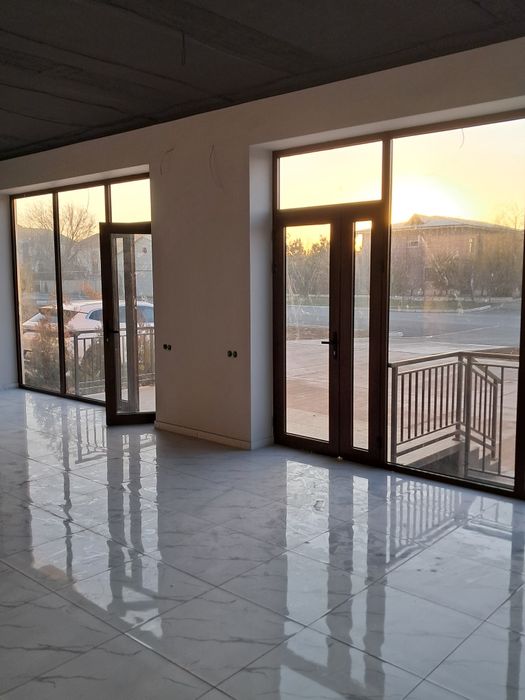 Аренда 1 линия офис нежилое коммерческое помещения 60кв и 110кв цоколь