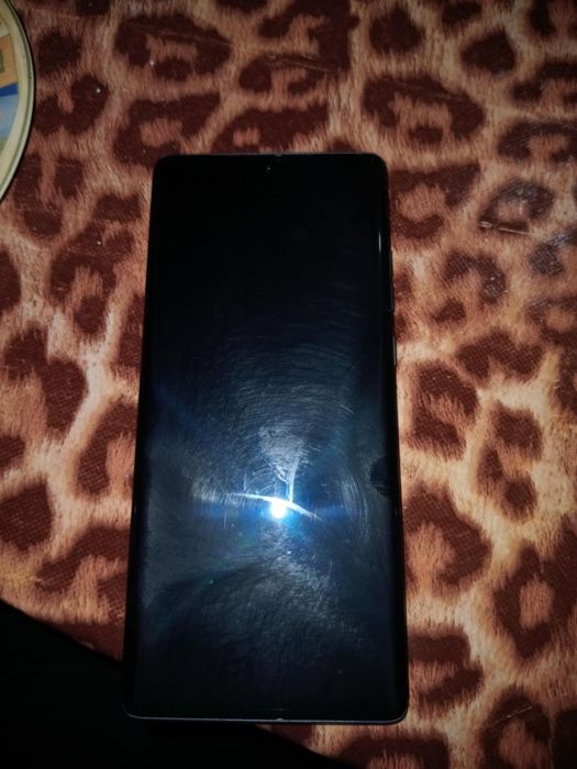 Motorola g85 5g 258GB 8GB RAM