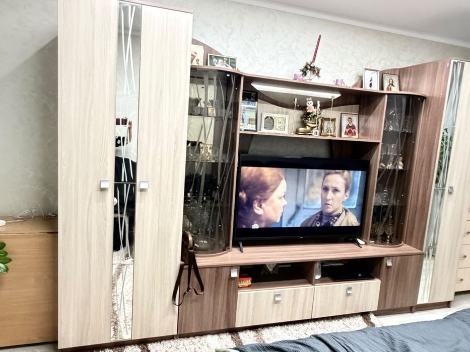Продам стенку !
