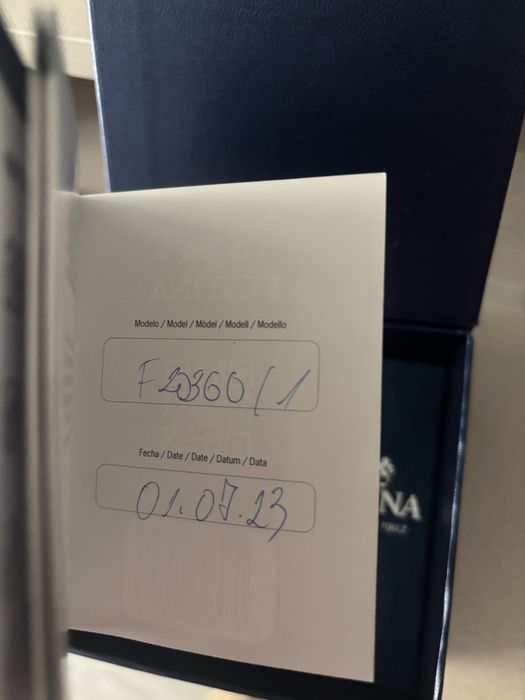 Часовник FESTINA