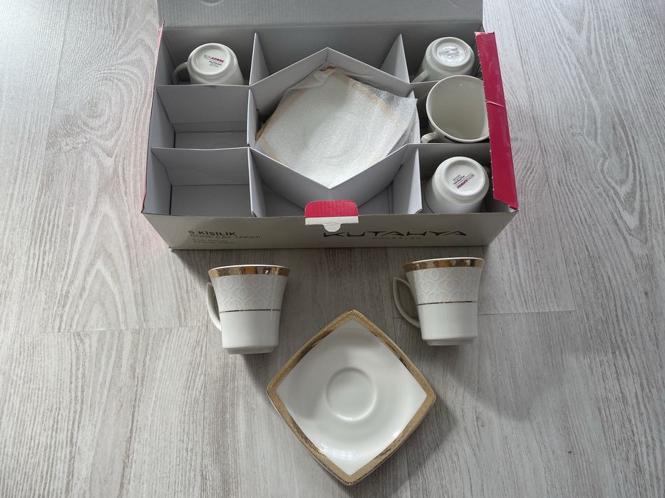 Set ceai cafea Kutahya Porselen 12 bucati, din portelan