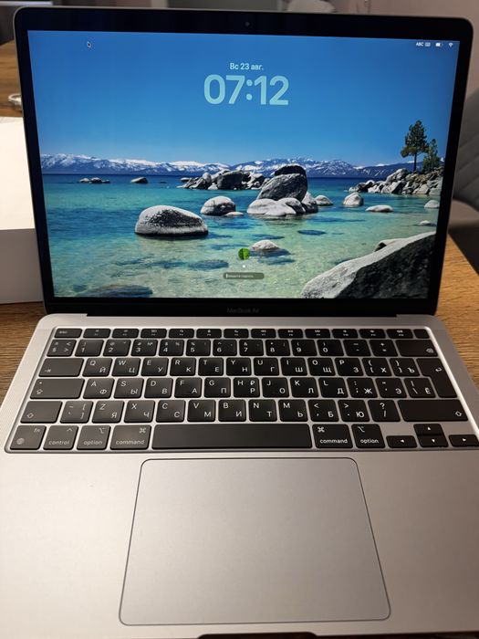 Macbook air m1 16gb/256gb