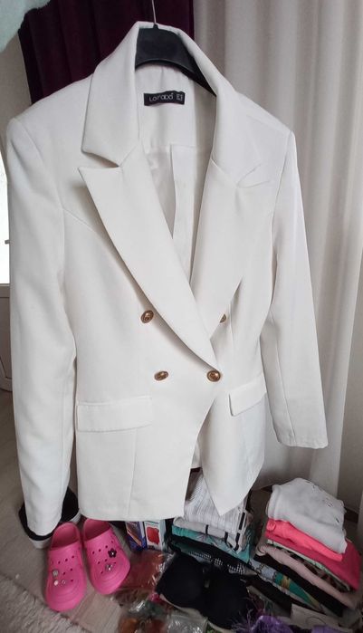 Haine dama S/M si accesorii