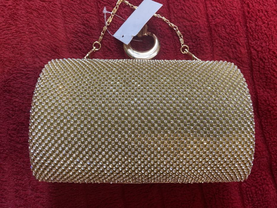 златна клъч чанта -Нова