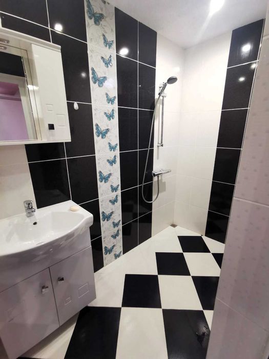 Дава се под наем Многостаен апартамент в Смолян, Нов център - 120 кв.м за 76.5 € - Снимка #13