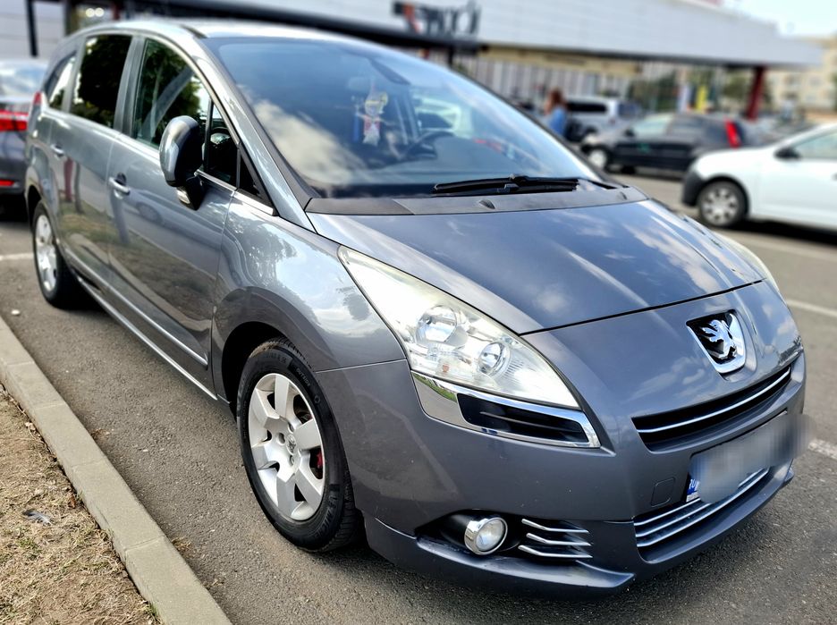 Proprietar vând Peugeot 5008 1.6 HDI, 112cp,2012,7 locuri,euro 5