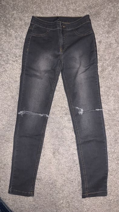 Blugi negri calzedonia