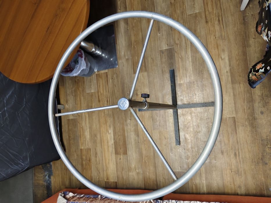 Вешалка стойка для одежды