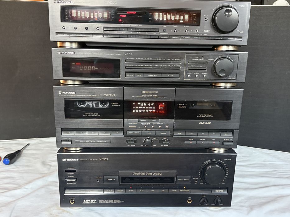 Linie Audio Pioneer A-Z370 Superb