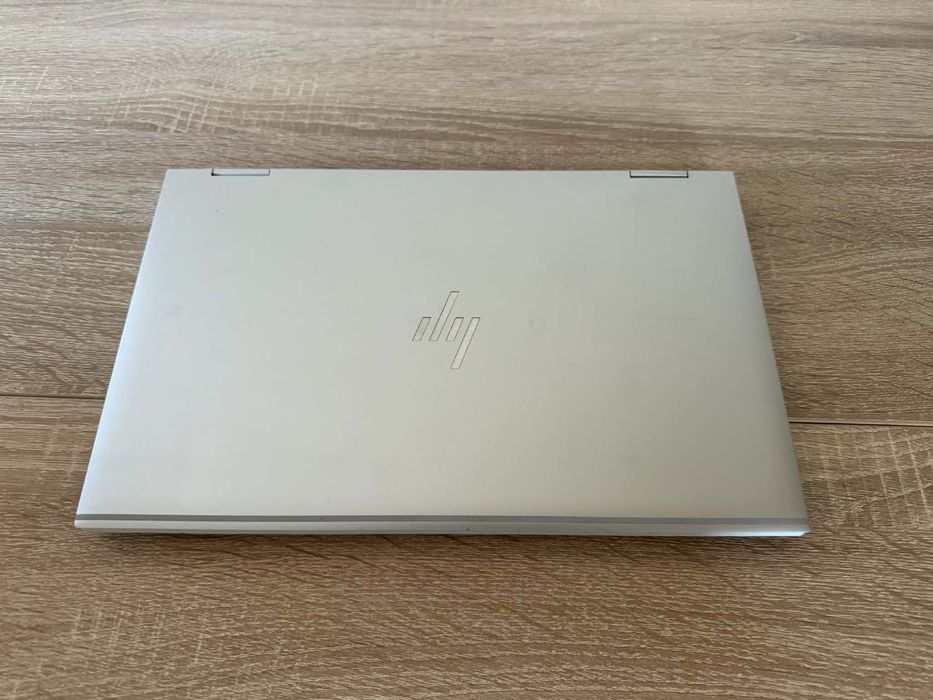 HP Elitebook 1040 x360 G8