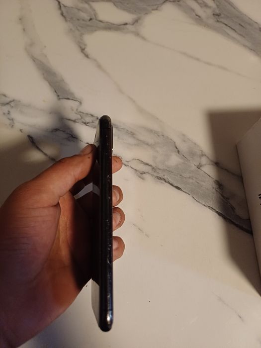 Iphone x xolati yaxshi