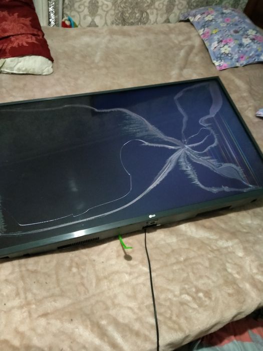 Продаю Телевизор LG