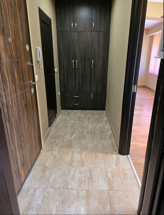 Дава се под наем Двустаен апартамент в Шумен, Болницата - 75 кв.м за 259.08 € - Снимка #2