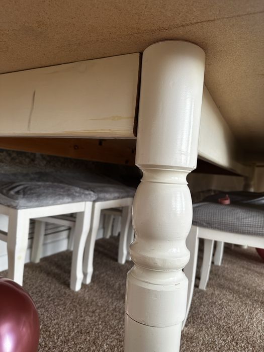 Продам стол во хорошем состоянии