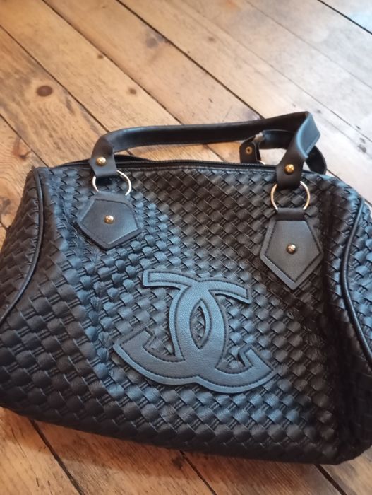 Дамски раници и чанти