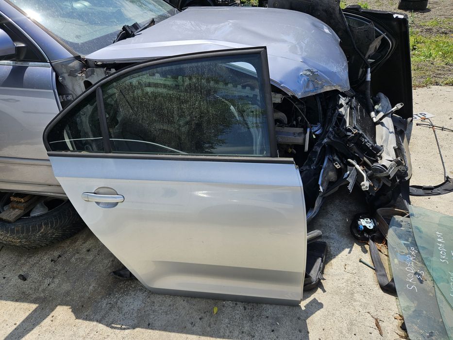 Portiera Skoda Rapid dreapta Spate LA7W