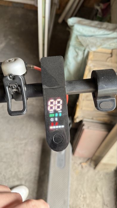 Продаю Xiaomi m365 pro