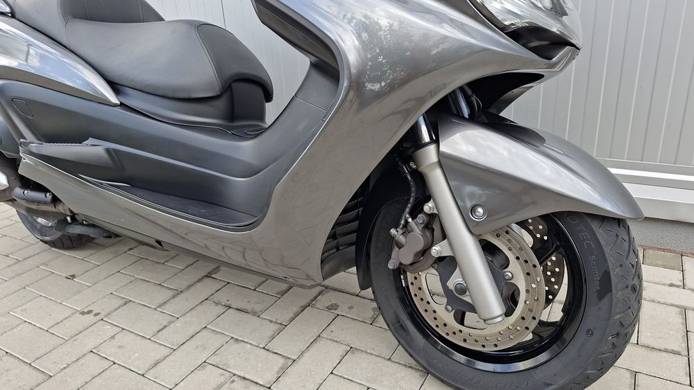 MotoFly vinde Yamaha Majesty 400 2009