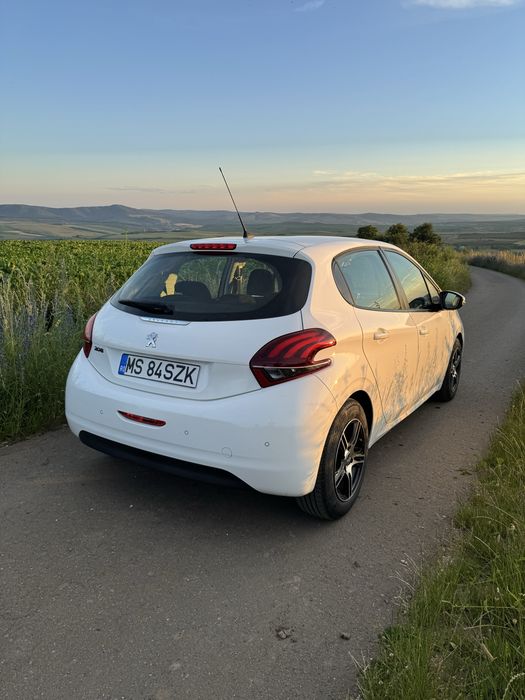 PEUGEOT 208 2018 — imagine 5