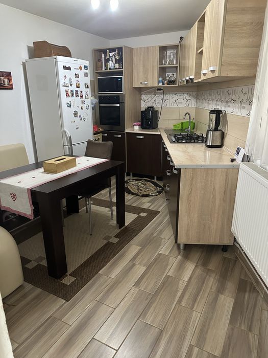 Casa de vanzare 1 Mai, zona linistita,suprafata construita 156 mp,