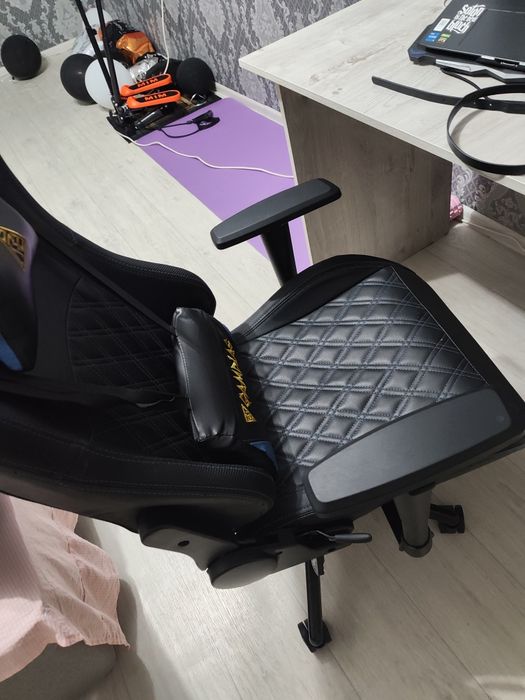 Продам Игровое кресло
