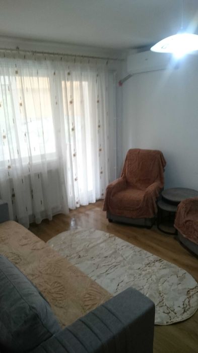 P.F.-Inchiriez Apartament 2 Camere SD. Conf.1 Etaj 1 Tatarasi-Flora
