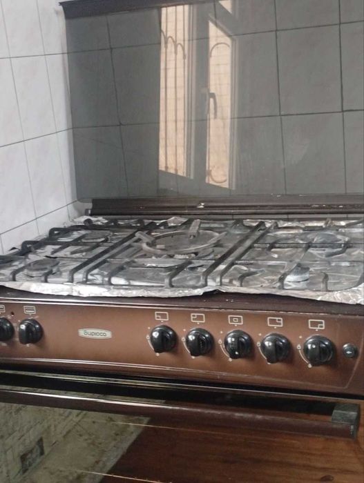 Газовая плита для кухни