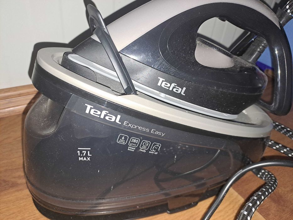 Statie de calcat Tefal