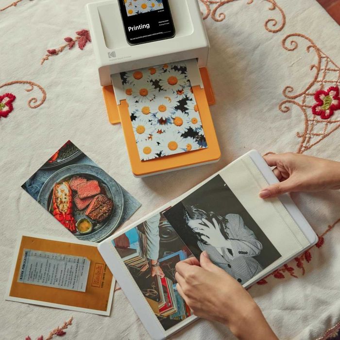 Фотопринтер KODAK Dock Plus 4x6 за телефон