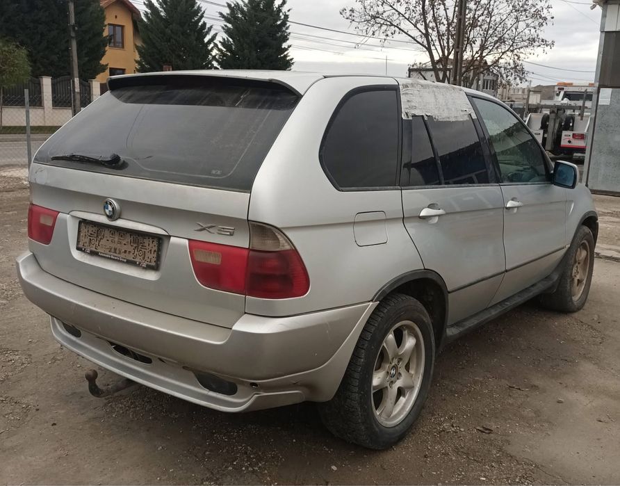 Dezmembrez Bmw X5 3.0d