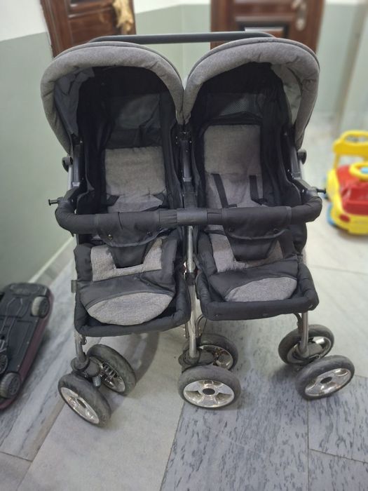 коляска для близнецов