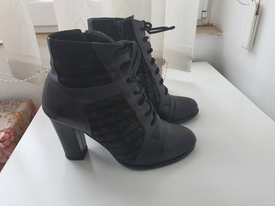 Botine din piele naturală foarte comode