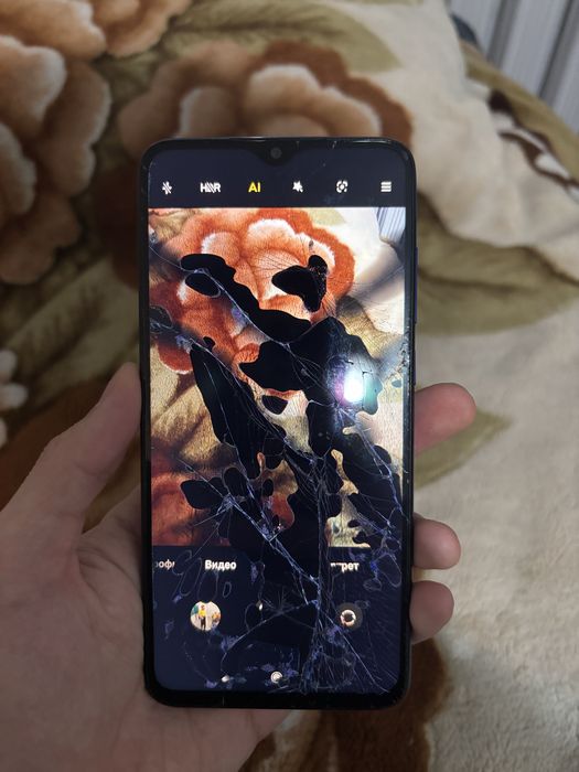 Redmi Note 8 Pro 128GB —рабочий, битый экран