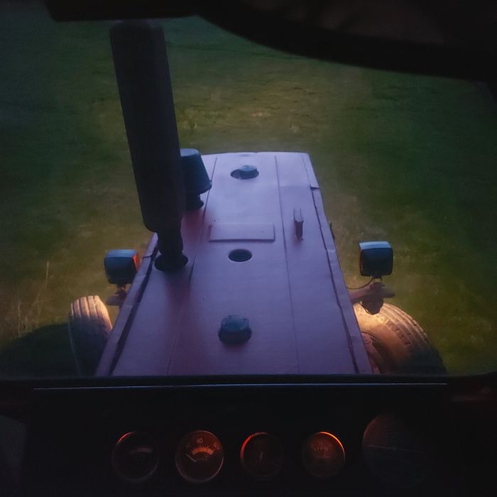 Продавам трактор ЮМЗ