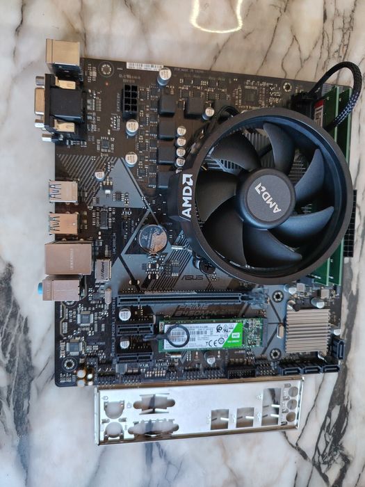 Дъно ASUS PRIME B450M-K+ AMD Ryzen 5 2600 Pro+16gb ddr4+240gb ssd