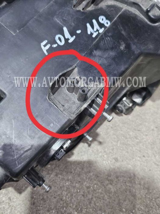 БМВ Ф01 десен фар на части дайнамик ксенон bmw f01 dynamic xenon