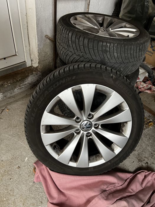 Vand jante R17 OEM Vw,Audi,Seat cu anvelope Pirelli (Allseason)