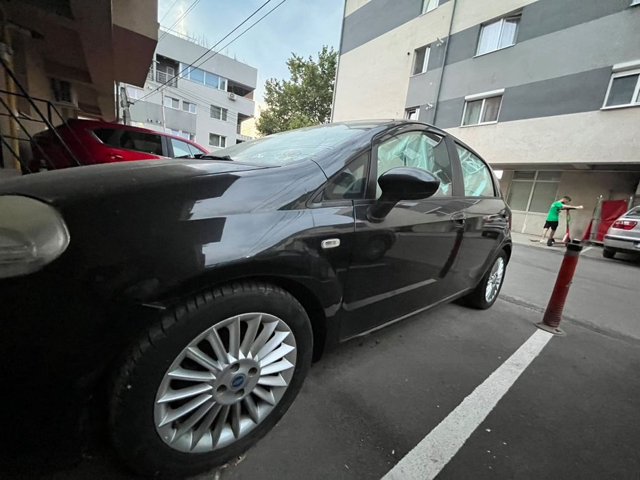 Fiat Punto din 2007, pentru  condus sau pentru piese