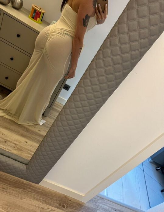 Чисто нова рокля  XS бляскава корсет бюстие дълга златни нишки