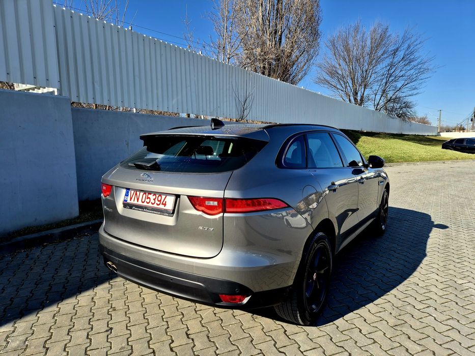 Vând Jaguar Fpace Black Edițion 2020