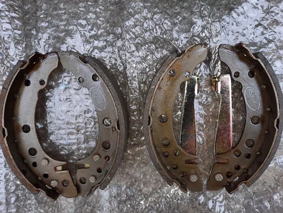 Set saboti frana spate Audi 80 /Seat Ibiza / VW Golf