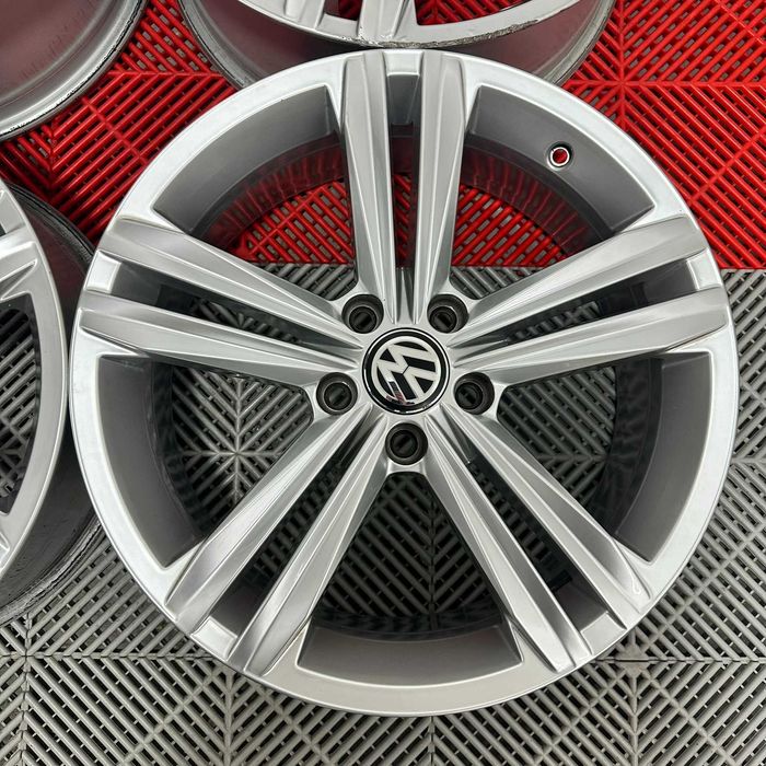 Jante VW Tiguan Passat CC R18 TVA19% Sebring