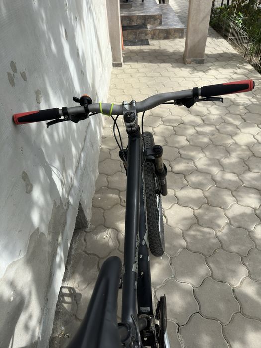 Bicicleta CROSS!!! Echipare Shimano!!!