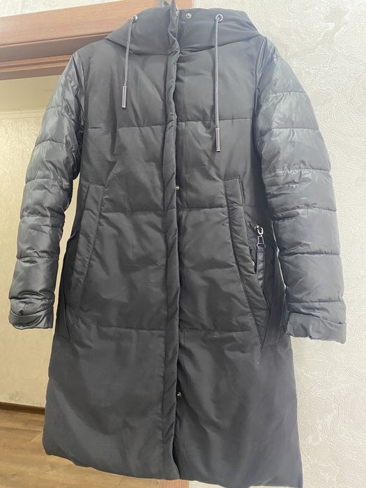 Пуховики и куртки зимние