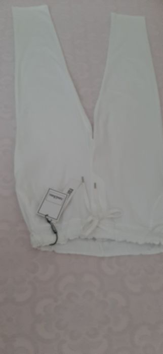 Бял дамски панталон