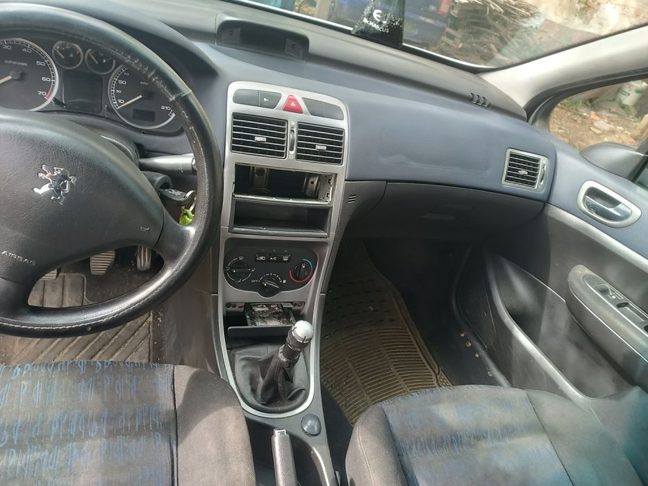 Пежо 307 2.0 бензин 136 на части