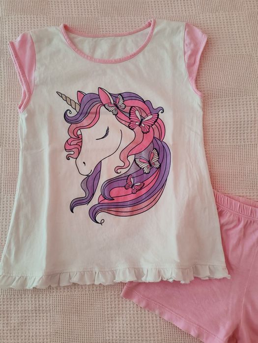 Детски пижами 122 см. Обща цена 26 €